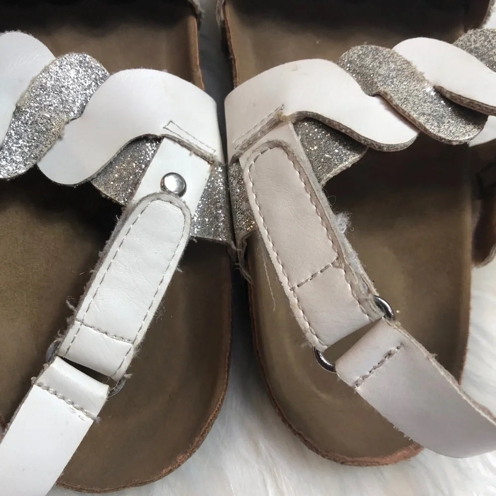 Girls‎ open toe sandals white/silver size 1